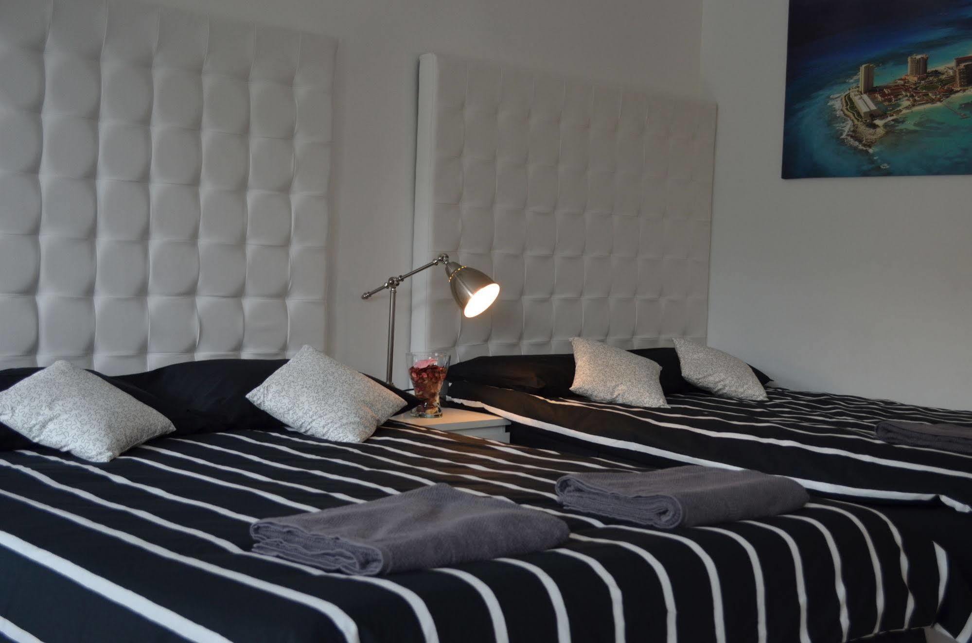 Miami Club Resort Miami Beach Extérieur photo